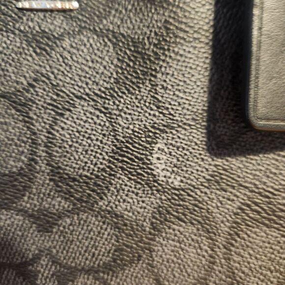 Coach City Zip Tote Signature printed leather. - Picture 13 of 13